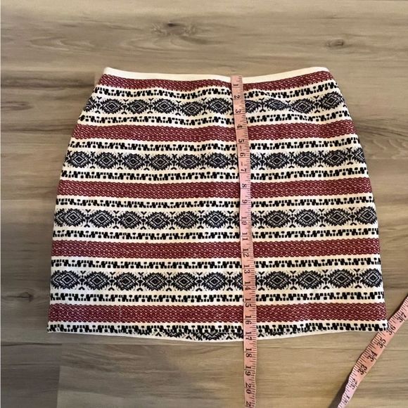 Madewell Jacquard Gamine Mini Skirt Size 8 Red Blue White Striped Geo Aztec Prin - Picture 4 of 6